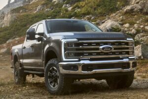 navigating-the-road-ahead-your-ultimate-guide-to-the-ford-dealership-loaner-car-policy