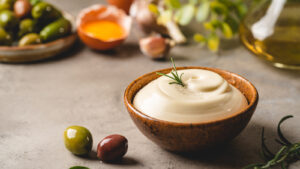 Homemade mayonnaise sauce